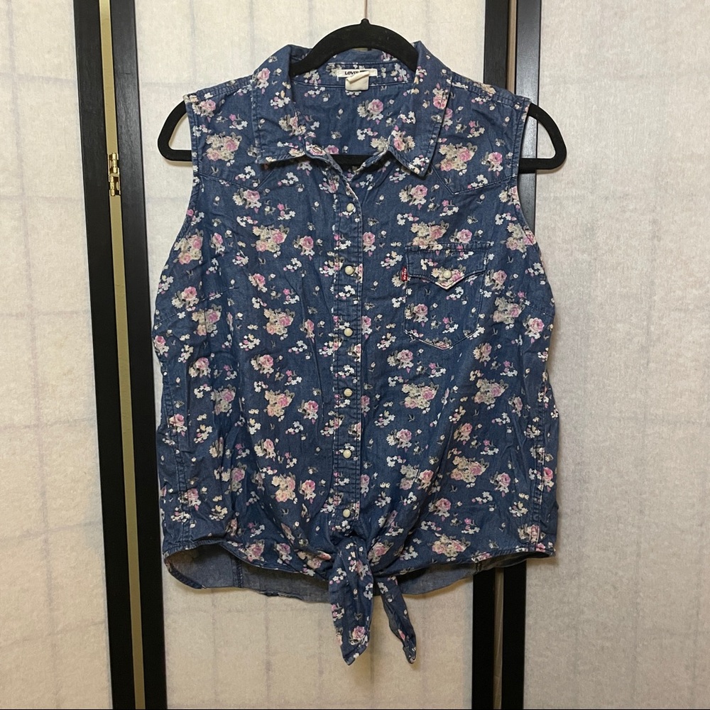 LEVI’S Floral Denim Sleeveless Top 3 for $25